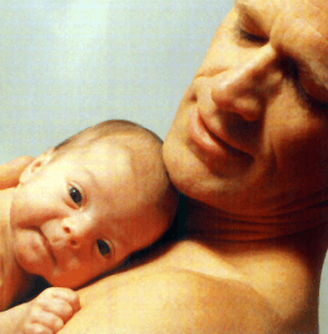 padre con bebé